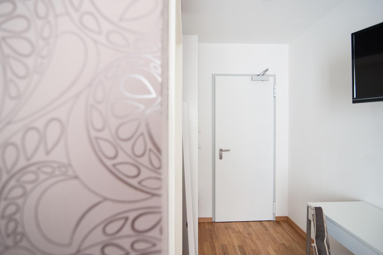 Hotel Apartment Am Arbach Eningen unter Achalm Номер фото