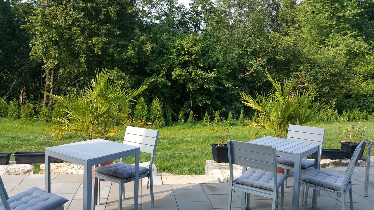 Hotel Apartment Am Arbach Eningen unter Achalm Екстер'єр фото